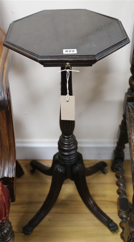 A George III urn stand,